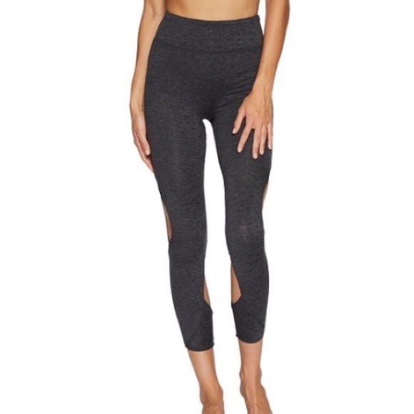 𝅺FREE PEOPLE Halo Cut Out Gray Charcoal Leggings Medium - Picture 3 of 13